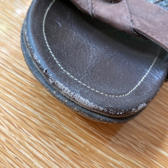 Columbia sandals - Picture 3 of 3